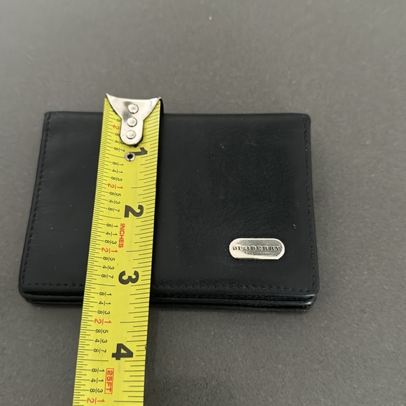 Burberry Pre Loved Card Wallet in great condition. Check pic and ask questions. - Picture 10 of 11